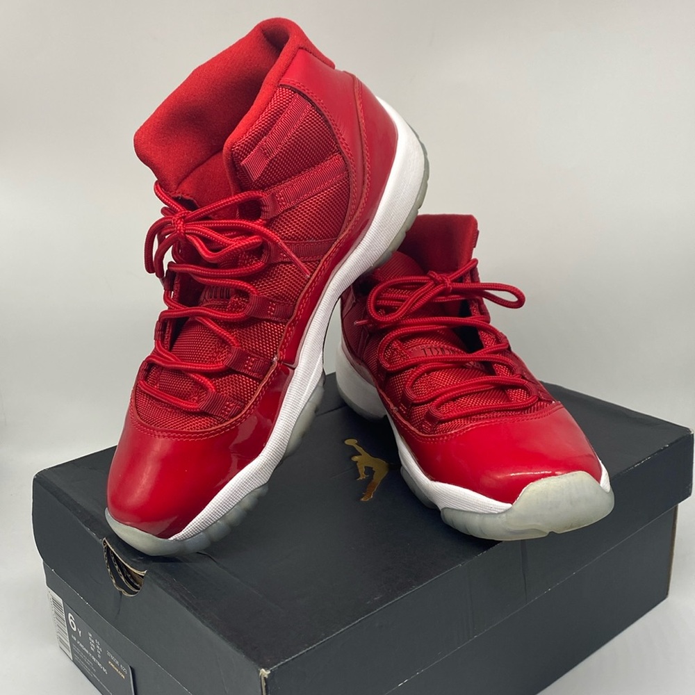 Air Jordan 11 Retro Win Like 96 Size 6Y Nike Red White Black 378037-623